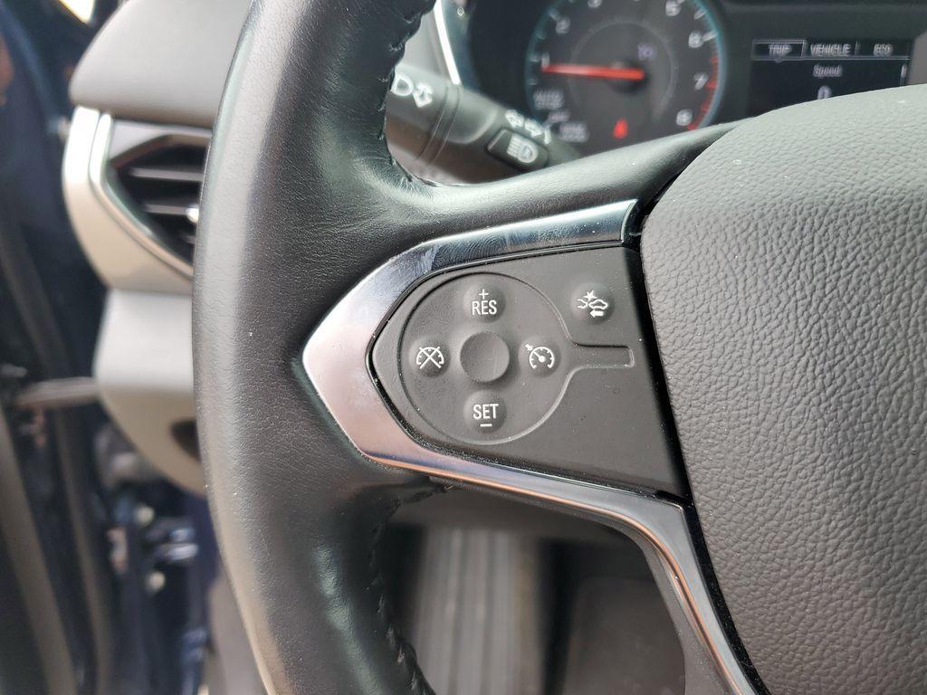 used 2022 Chevrolet Traverse car, priced at $26,092