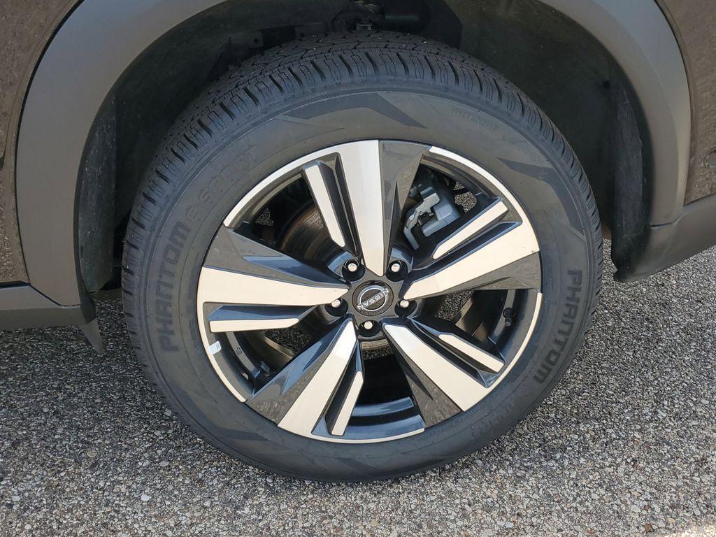 used 2023 Nissan Rogue car, priced at $23,092