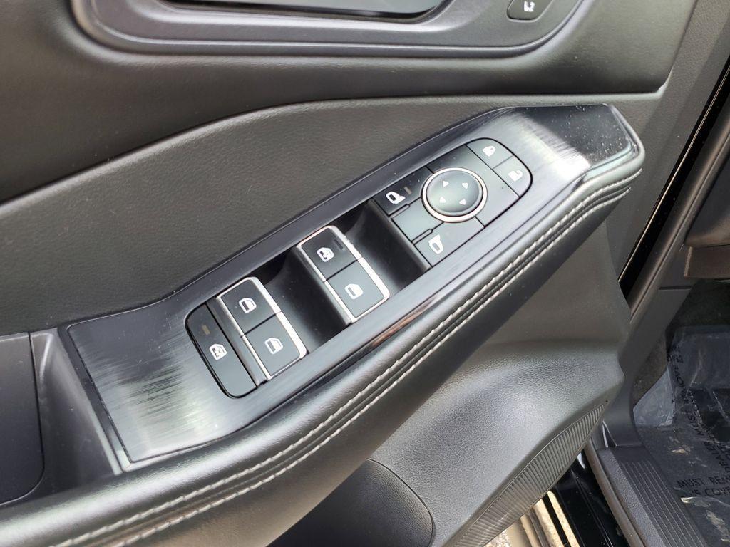 used 2023 Nissan Rogue car, priced at $23,092