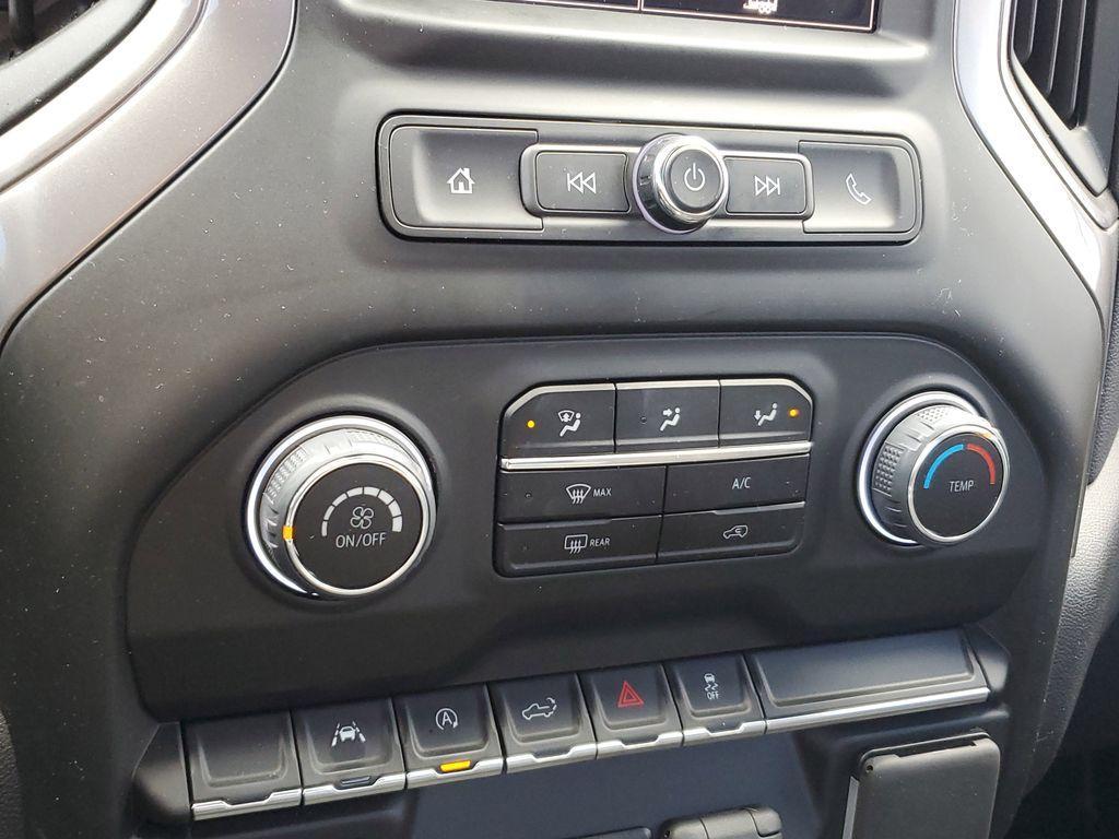 used 2025 Chevrolet Silverado 1500 car, priced at $37,692