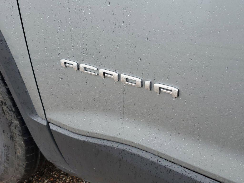 used 2023 GMC Acadia car, priced at $28,304
