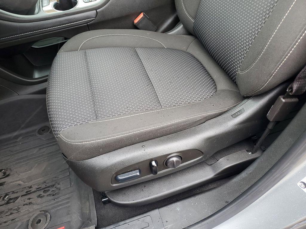 used 2023 GMC Acadia car, priced at $28,304