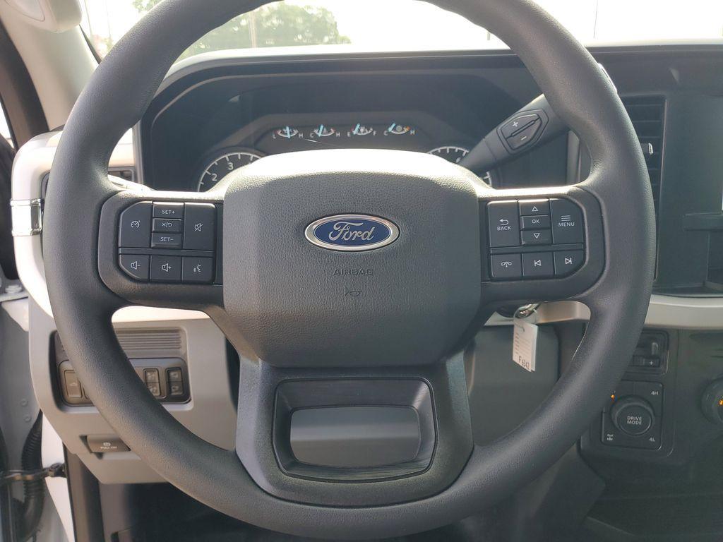 new 2025 Ford F-350 car, priced at $52,948