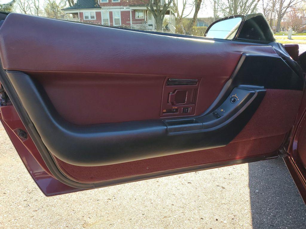 used 1993 Chevrolet Corvette car, priced at $20,292