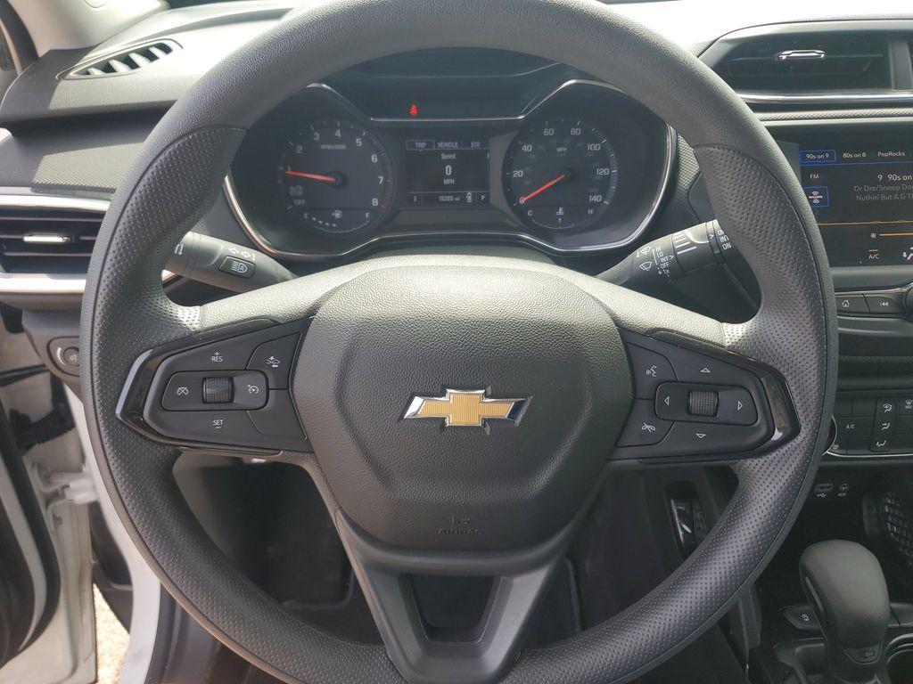 used 2023 Chevrolet TrailBlazer car, priced at $23,292
