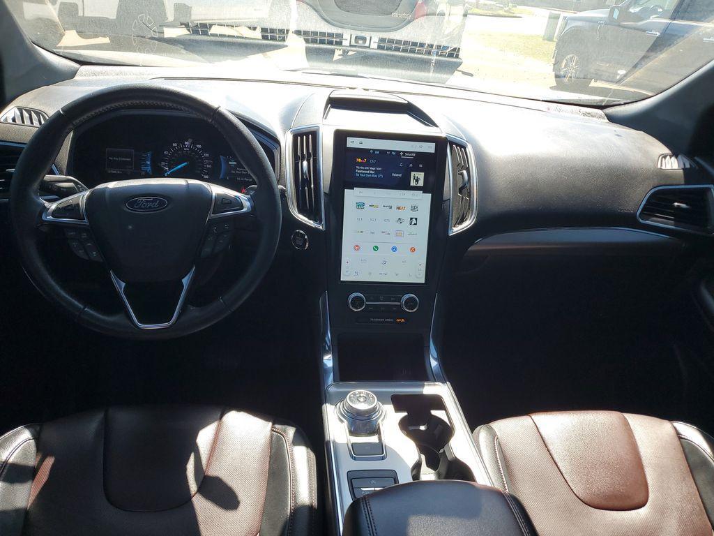 used 2022 Ford Edge car, priced at $31,892