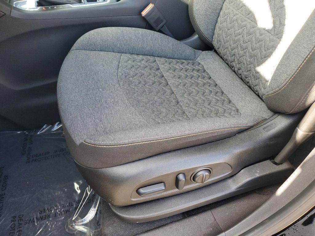 used 2023 Chevrolet Equinox car, priced at $20,302
