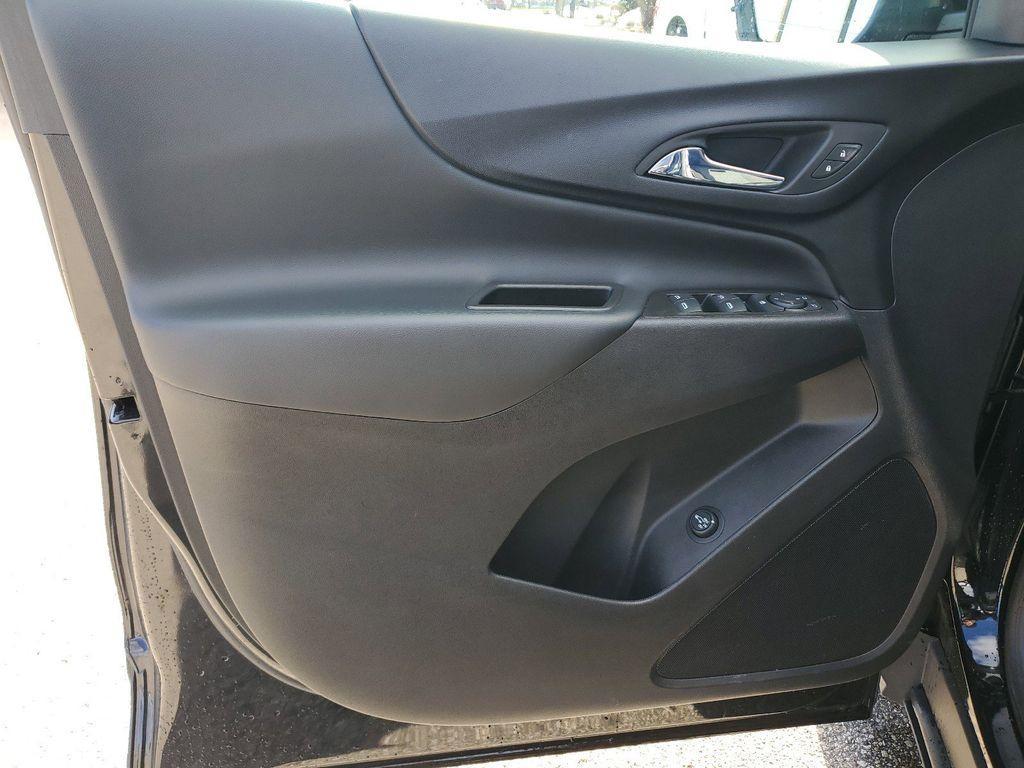 used 2023 Chevrolet Equinox car, priced at $20,302