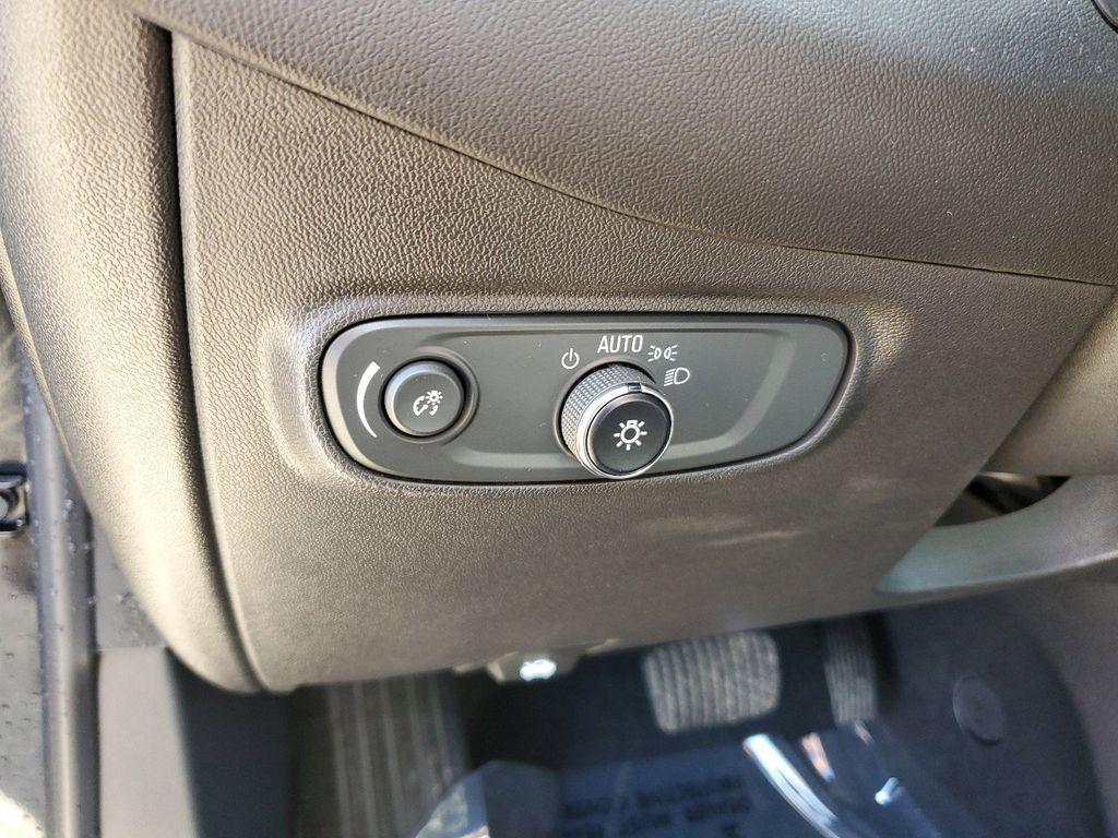 used 2023 Chevrolet Equinox car, priced at $20,302
