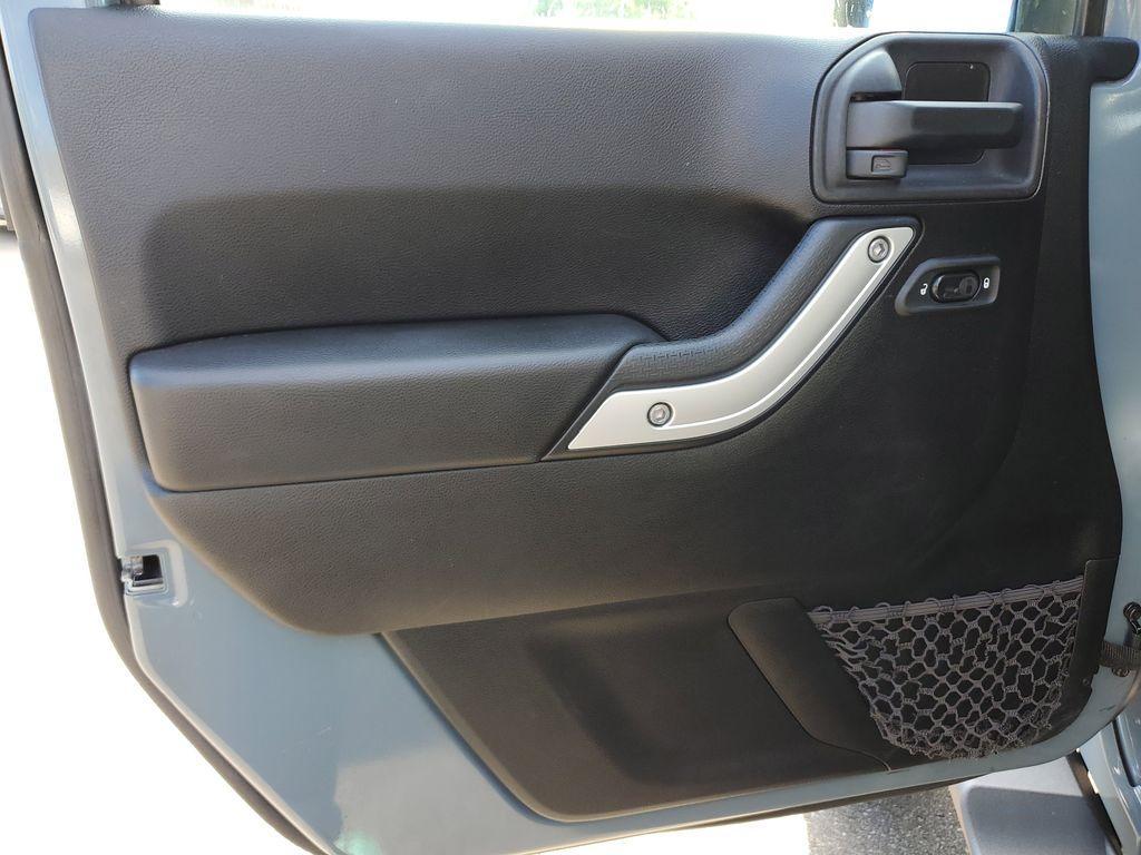 used 2014 Jeep Wrangler Unlimited car, priced at $21,302