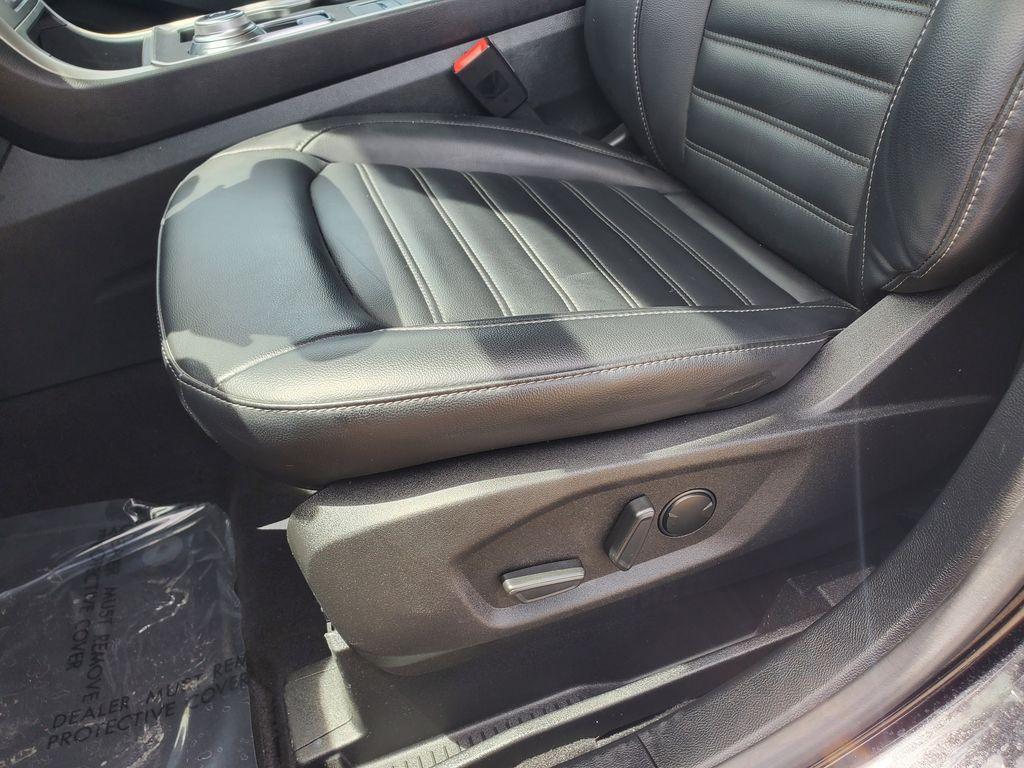 used 2024 Ford Edge car, priced at $27,792
