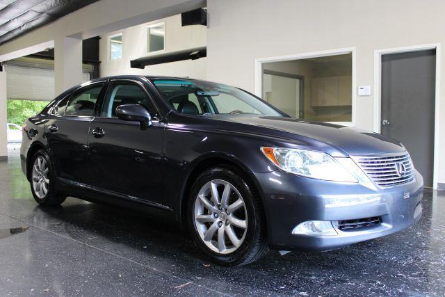 used 2007 Lexus LS 460 car, priced at $10,495