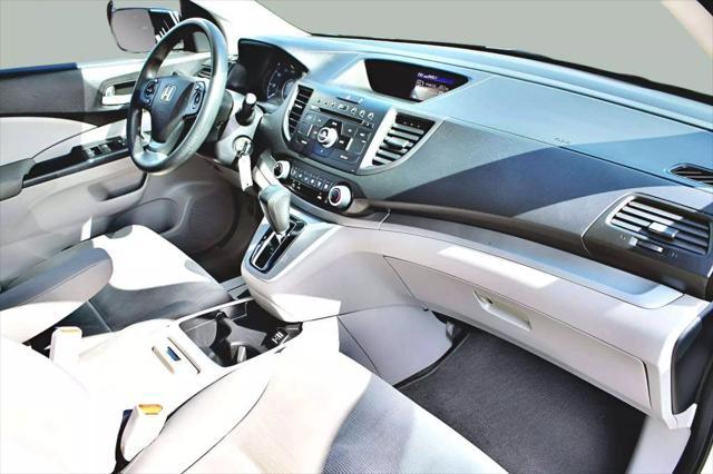 2013 White Diamond Pearl Honda CR-V