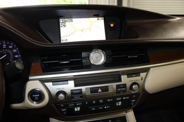 used 2016 Lexus ES 300h car, priced at $16,995