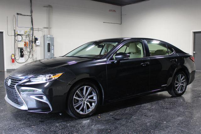 used 2016 Lexus ES 300h car, priced at $16,995