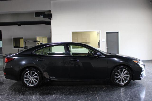 used 2016 Lexus ES 300h car, priced at $16,995