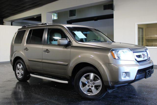 used 2011 Honda Pilot car, priced at $10,495