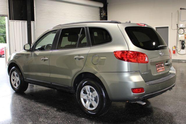 used 2009 Hyundai Santa Fe car, priced at $6,995