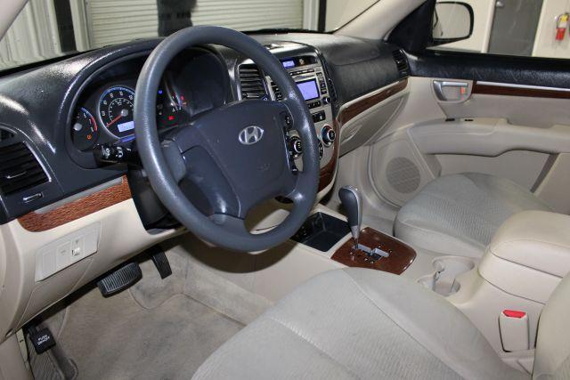used 2009 Hyundai Santa Fe car, priced at $6,995