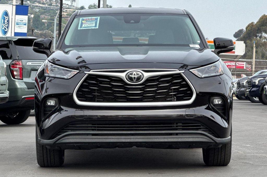 used 2022 Toyota Highlander car, priced at $26,981