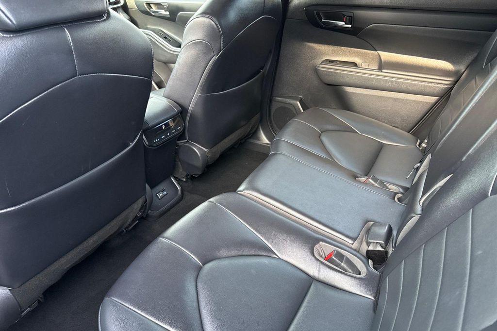used 2022 Toyota Highlander car, priced at $27,810