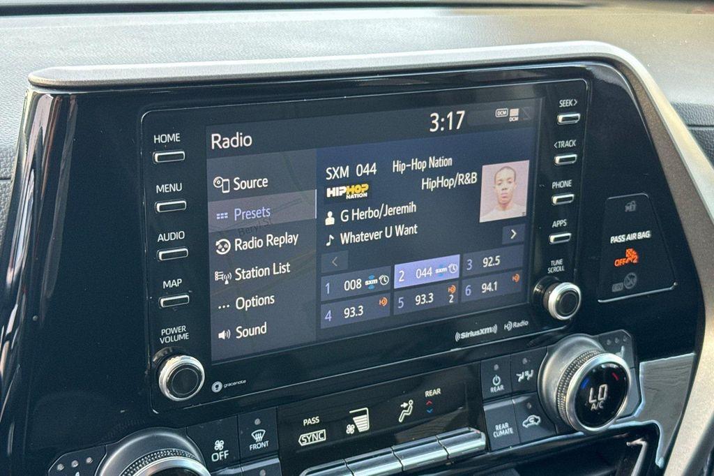 used 2022 Toyota Highlander car, priced at $27,810