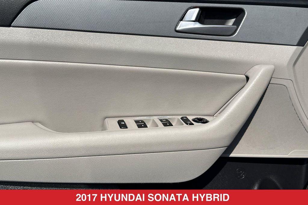 used 2017 Hyundai Sonata Hybrid car, priced at $8,984