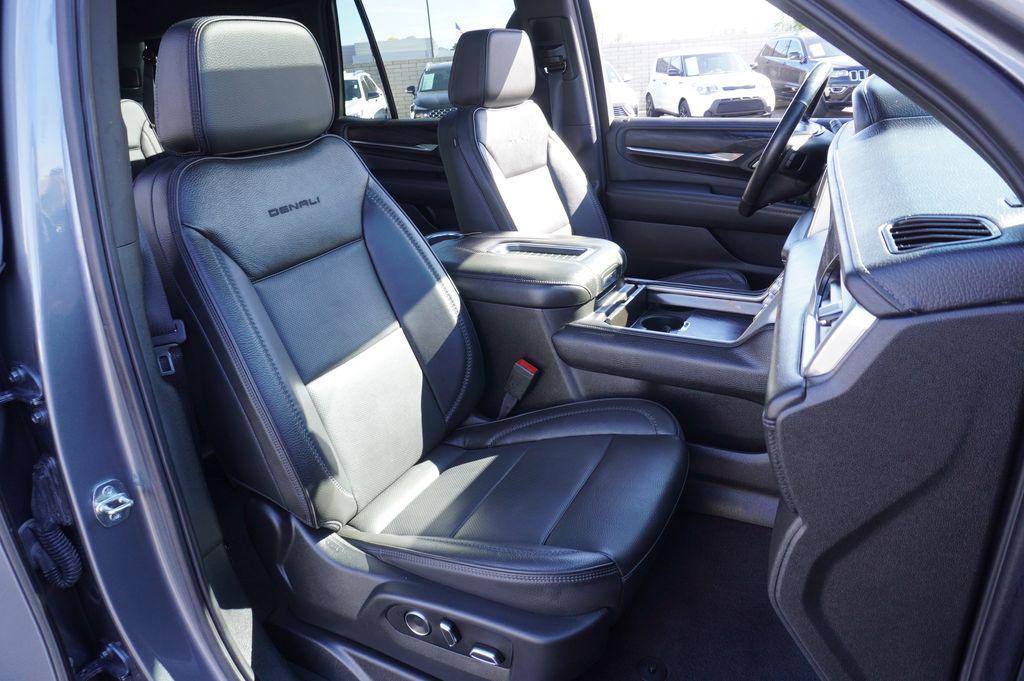 used 2021 GMC Yukon car, priced at $53,674