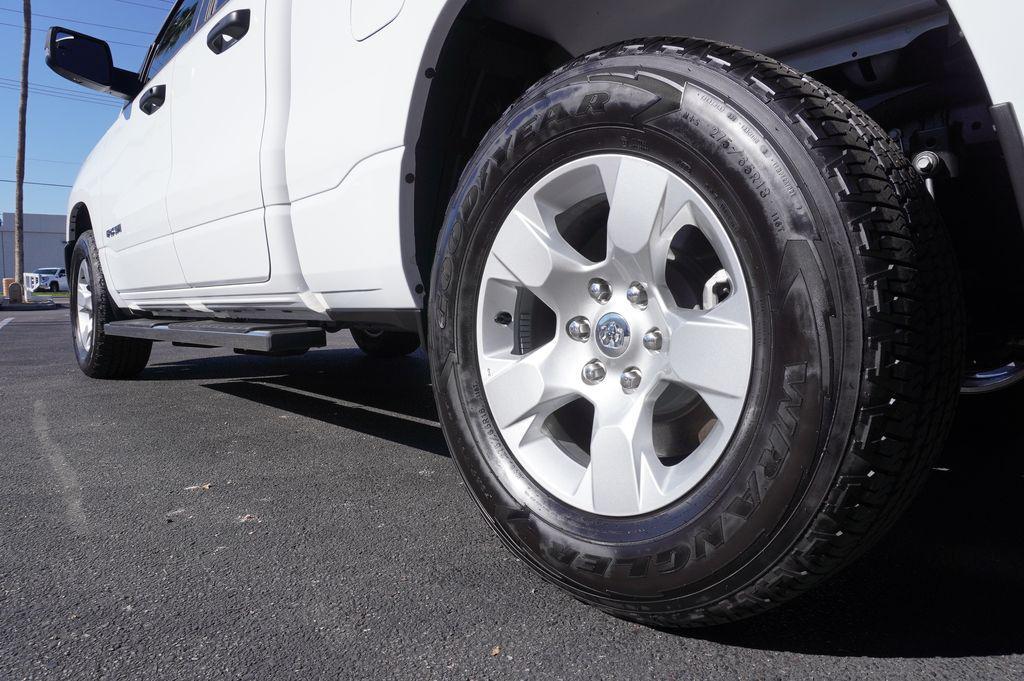 used 2025 Ram 1500 car, priced at $34,184