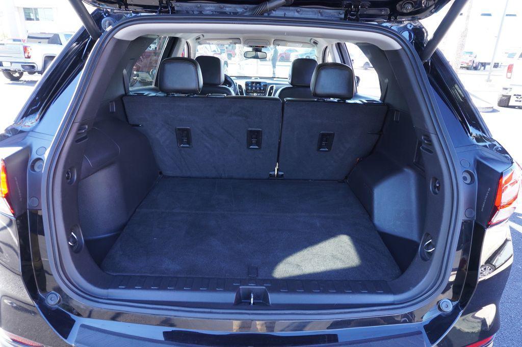 used 2023 Chevrolet Equinox car, priced at $20,890