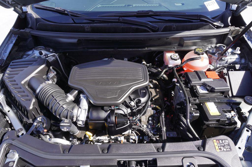 used 2025 Cadillac XT5 car, priced at $35,576