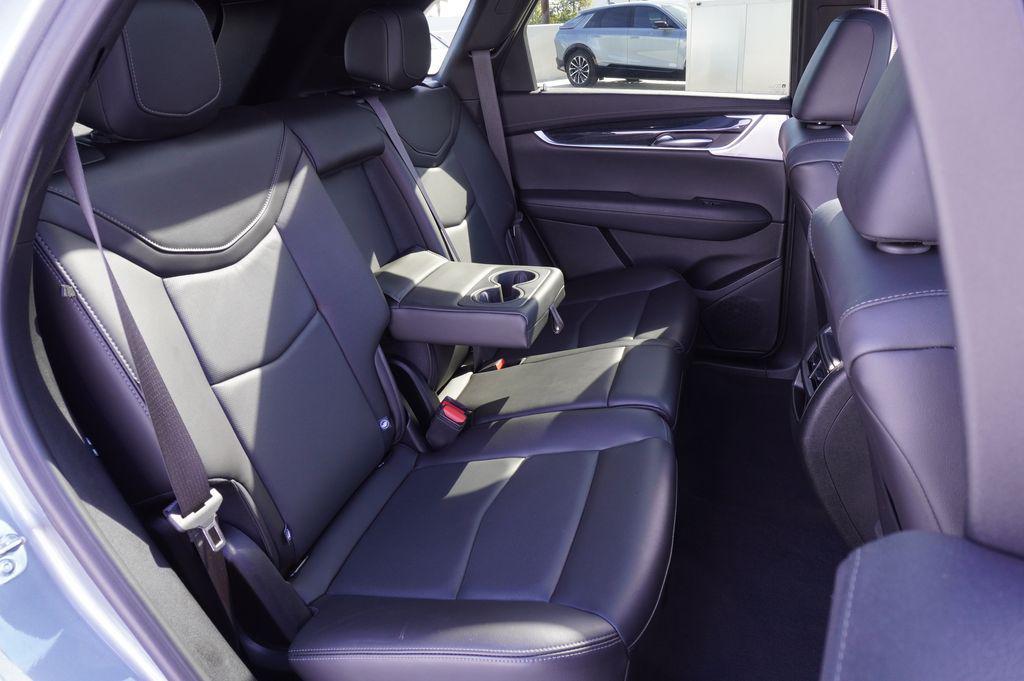 used 2025 Cadillac XT5 car, priced at $35,576