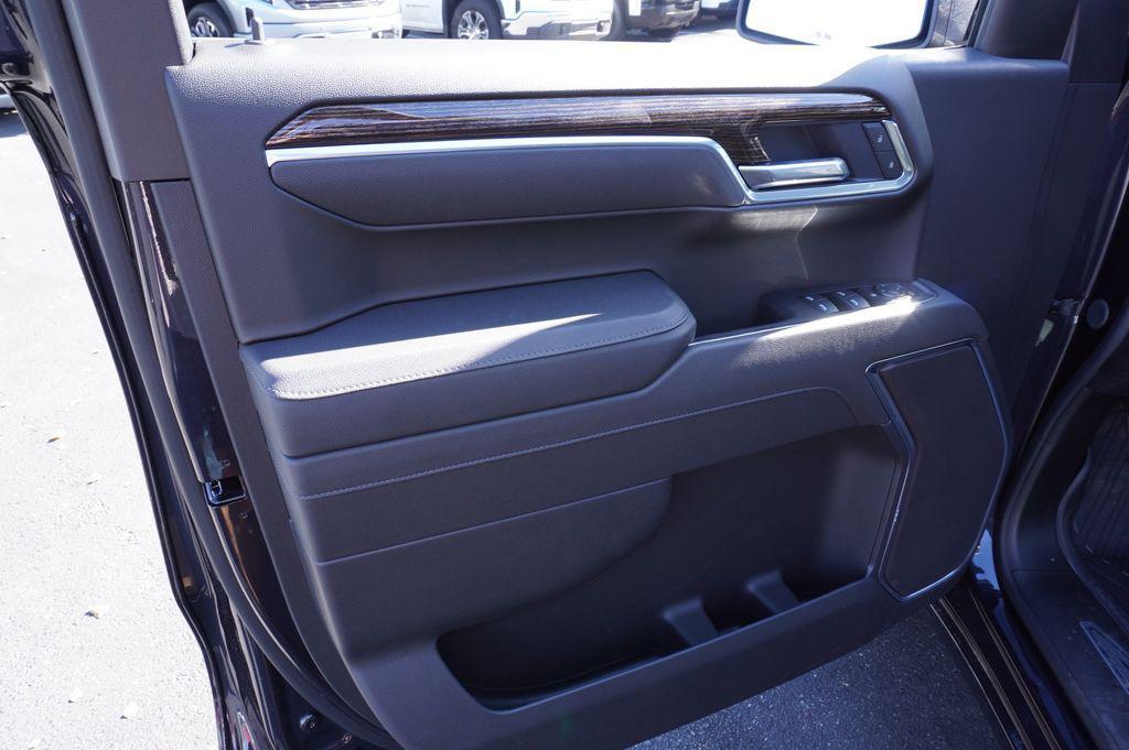 new 2026 GMC Sierra 1500 car, priced at $52,745