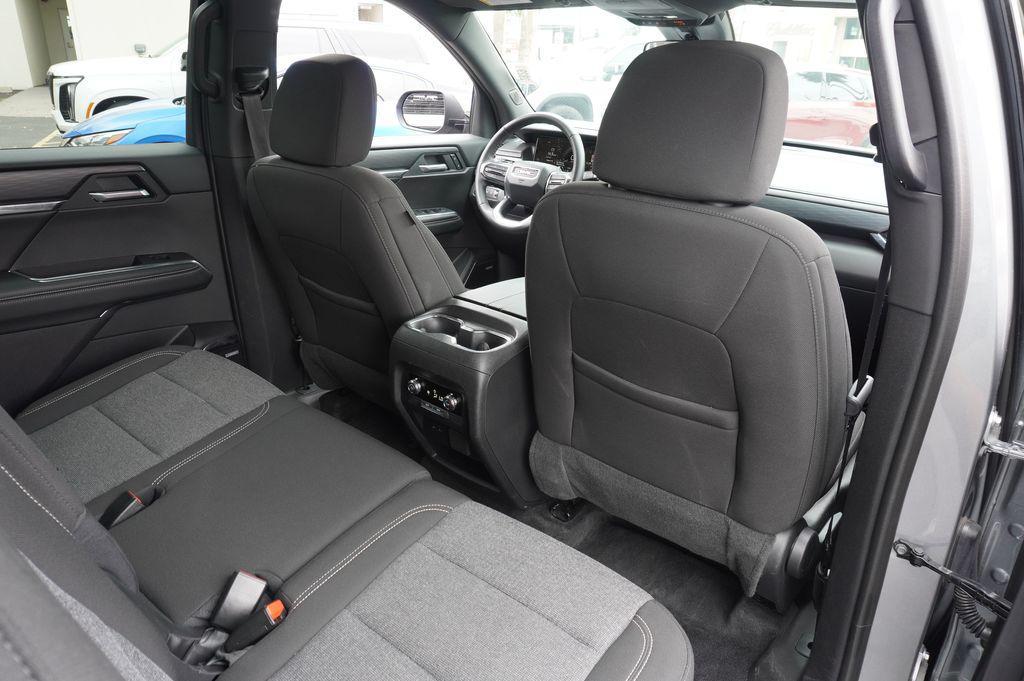 used 2025 GMC Acadia car, priced at $34,106