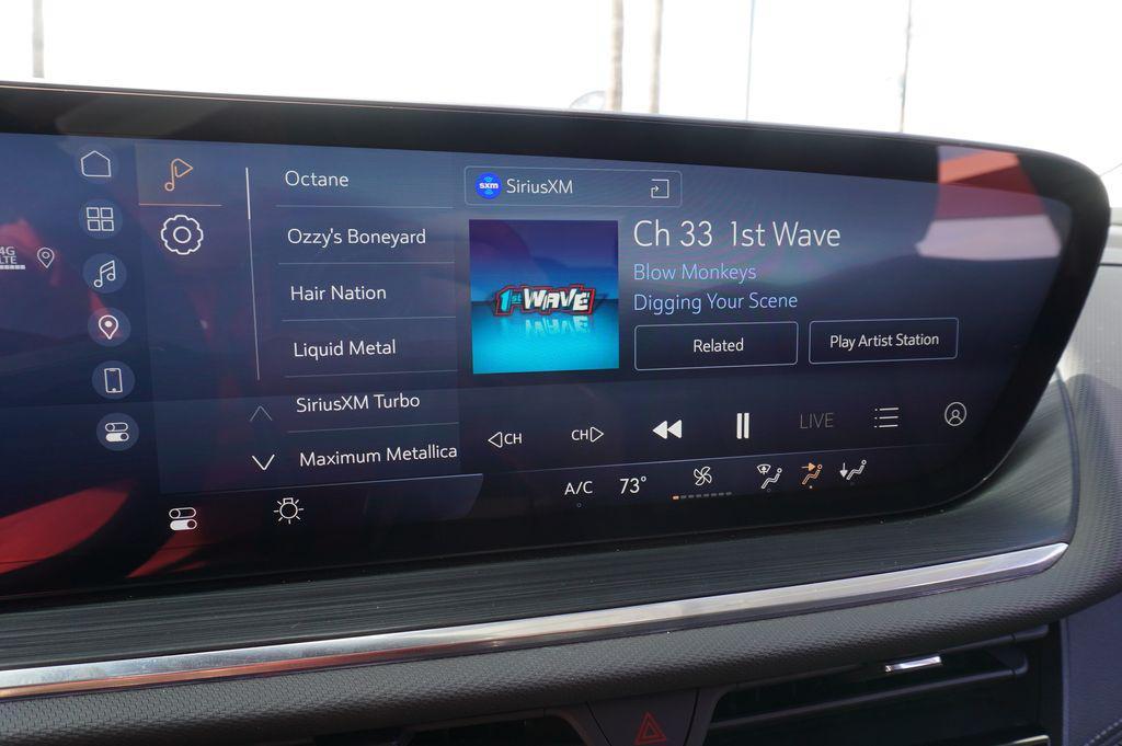 used 2025 Buick Envision car, priced at $26,738