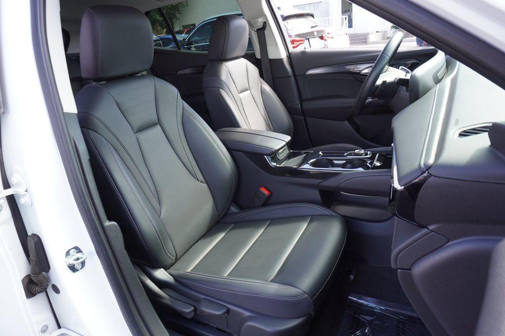 used 2025 Buick Envision car, priced at $26,738