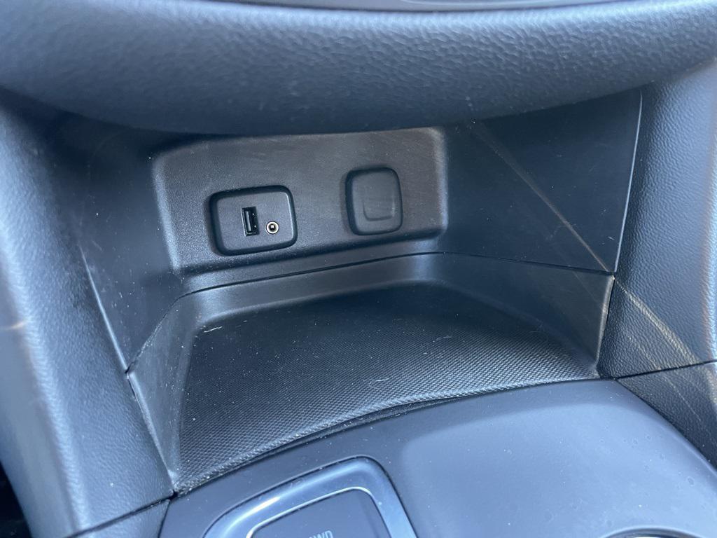 used 2018 Chevrolet Equinox car, priced at $9,999