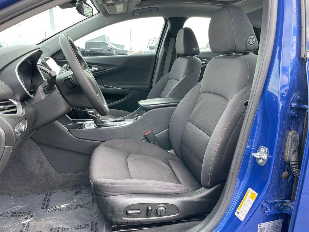 used 2023 Chevrolet Malibu car