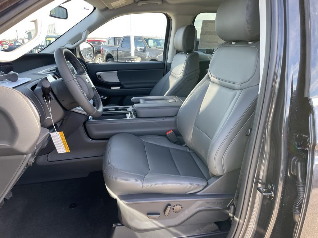 new 2026 Ford Expedition car, priced at $69,989