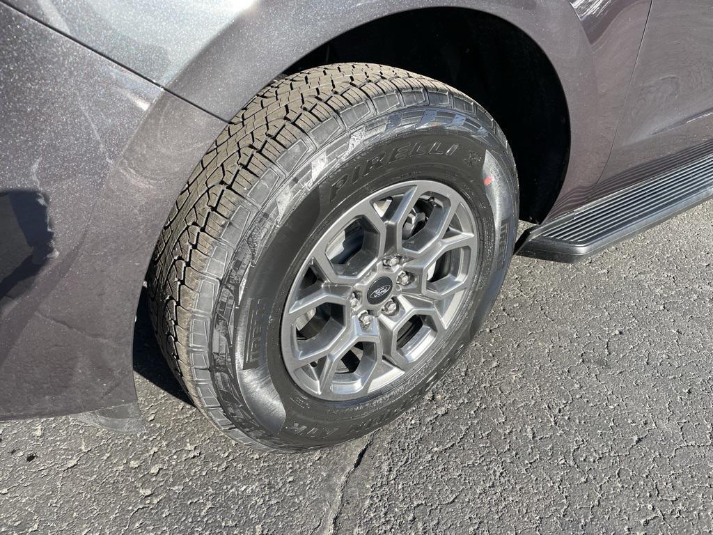 new 2026 Ford Expedition car, priced at $69,989