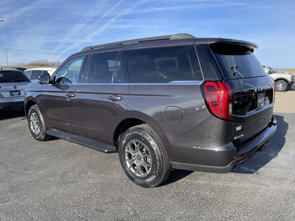 new 2026 Ford Expedition car, priced at $69,989