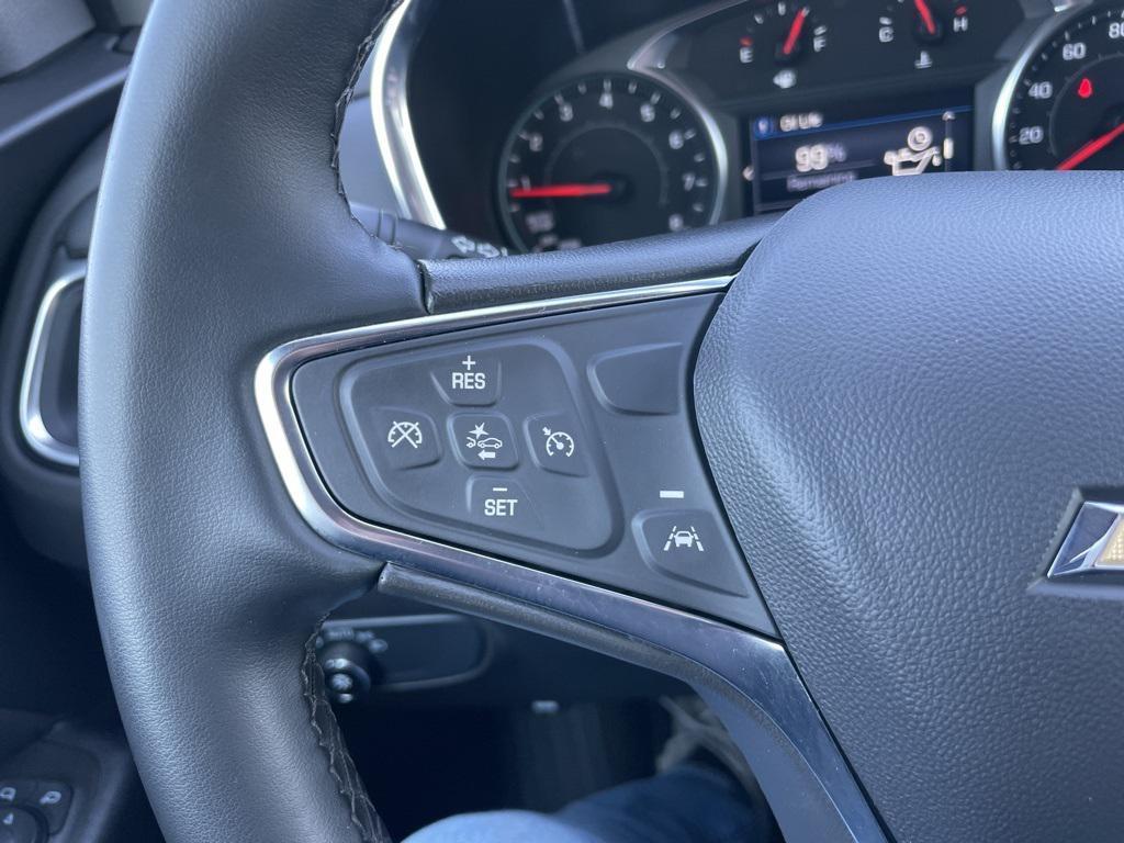 used 2024 Chevrolet Equinox car, priced at $21,999