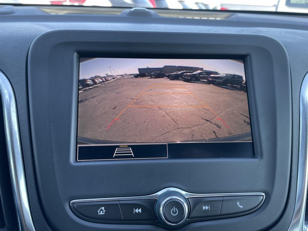 used 2024 Chevrolet Equinox car, priced at $21,999