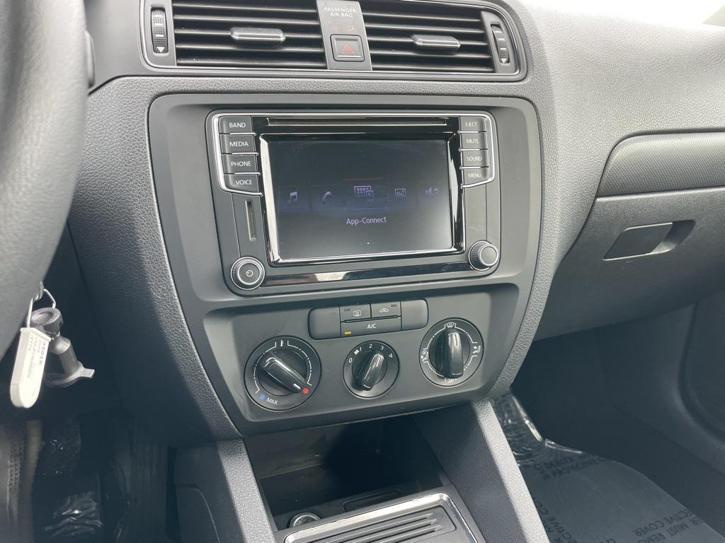 used 2016 Volkswagen Jetta car, priced at $9,999