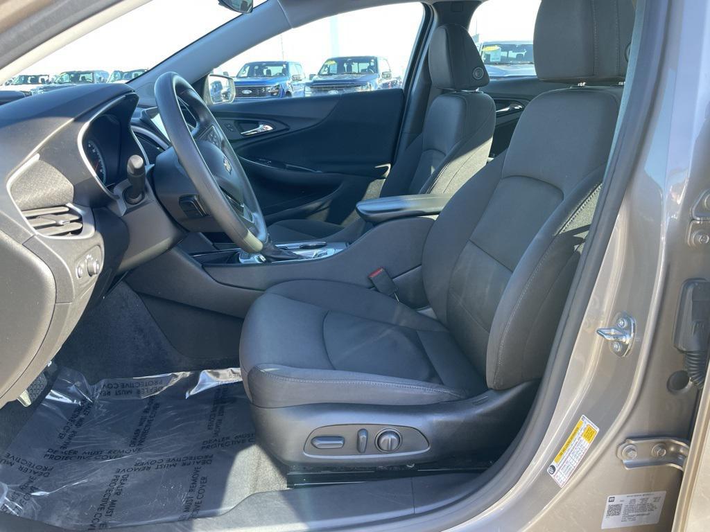 used 2023 Chevrolet Malibu car