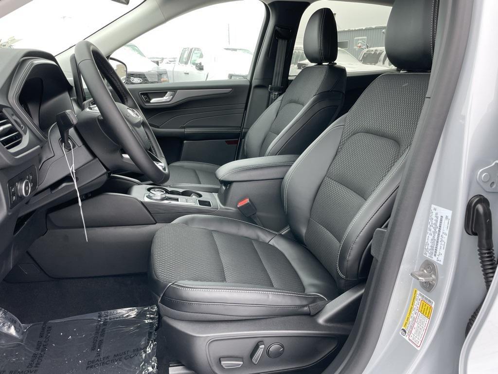 new 2026 Ford Escape PHEV car, priced at $30,816