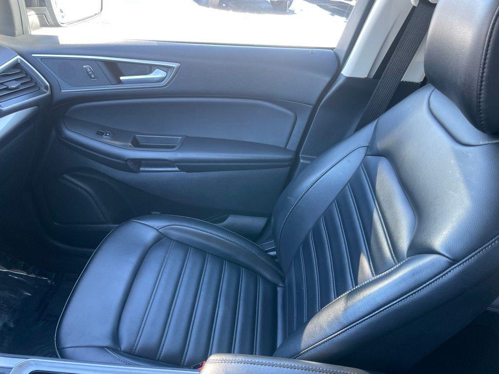 used 2023 Ford Edge car, priced at $20,000