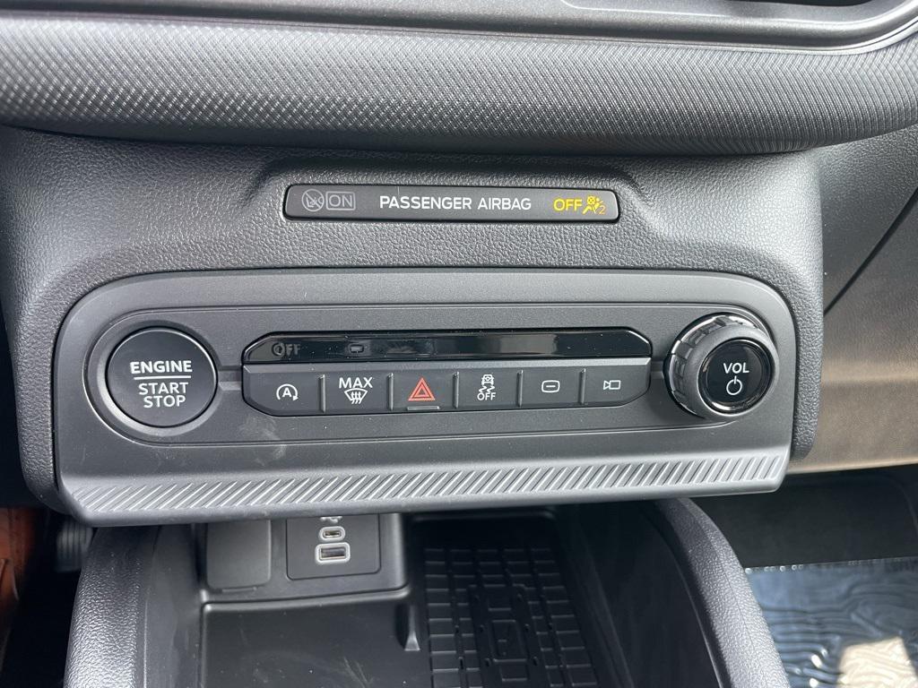 new 2025 Ford Bronco Sport car, priced at $30,615