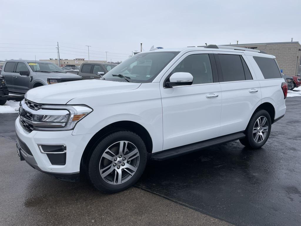 used 2024 Ford Expedition car, priced at $44,999
