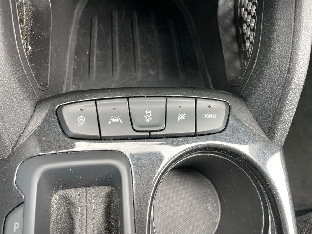 used 2025 Chevrolet TrailBlazer car, priced at $24,486